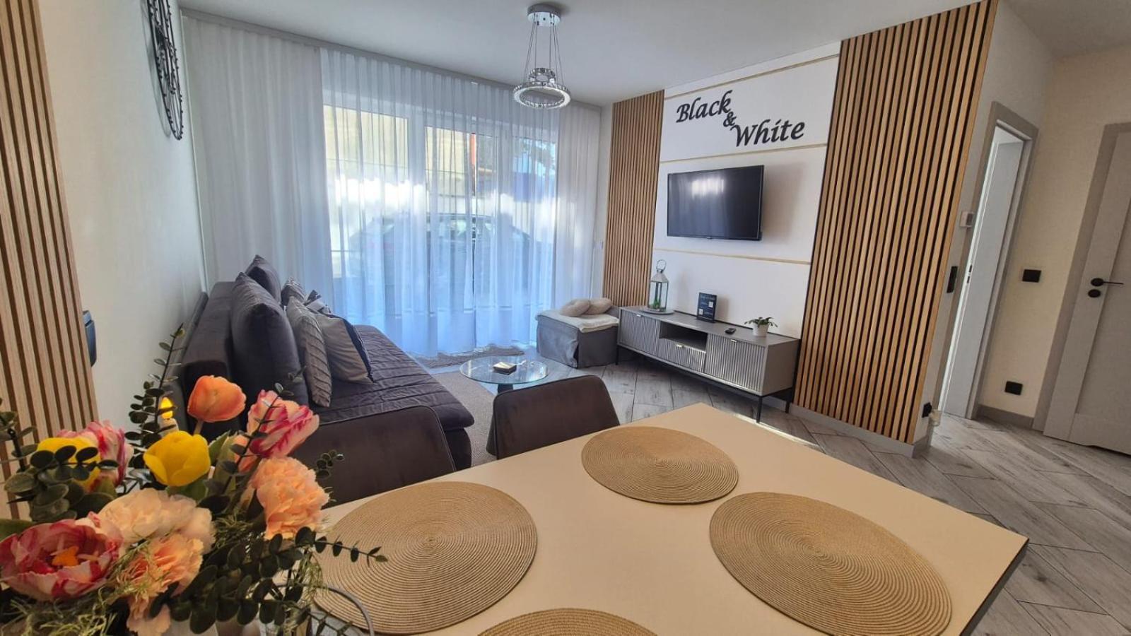 Apartament Black-White Mielno  Kültér fotó